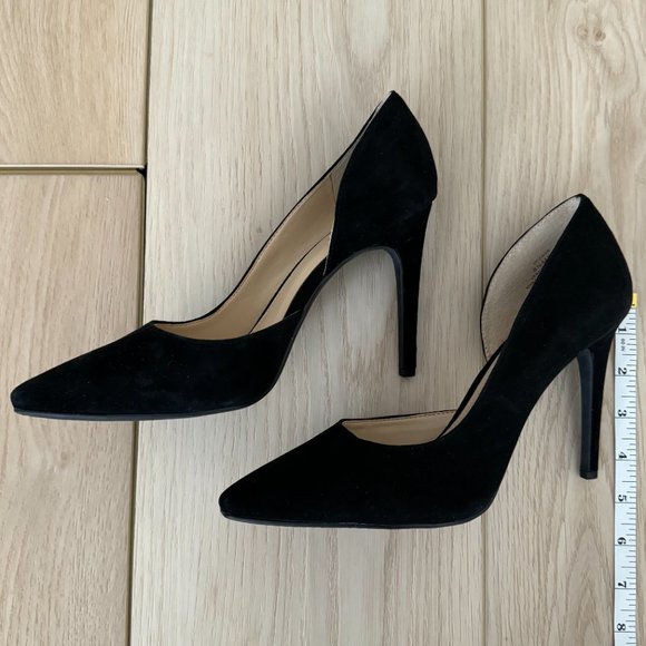 NEW in Box (NIB) Vince Camuto Black Suede Faiva Stiletto Pumps 8.5 - Picture 5 of 10